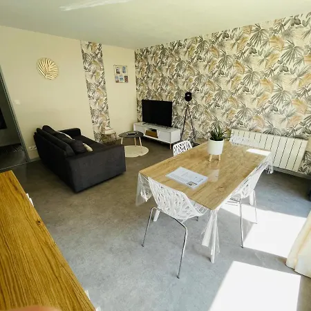 Au Petit Theatre, Cosy En Hyper Centre شقة *